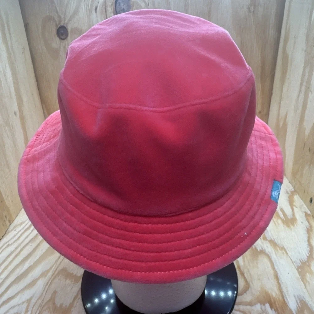 Squishmallows Fifi Fox Bucket Hat Cap‎ Velour Pink Soft Fluffy Rainbow